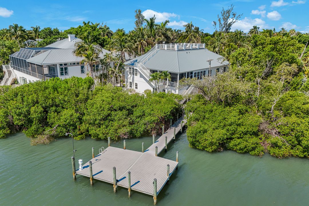 16211 Captiva Dr, Captiva, FL 33924