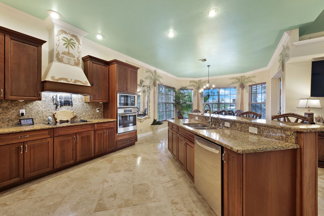 907 SW 51st Terrace, Cape Coral, FL 33914