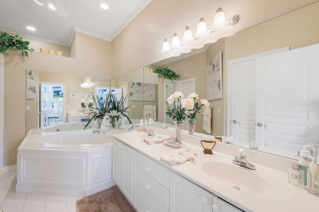 1181 Whiteheart Ct, Marco Island, FL 34145