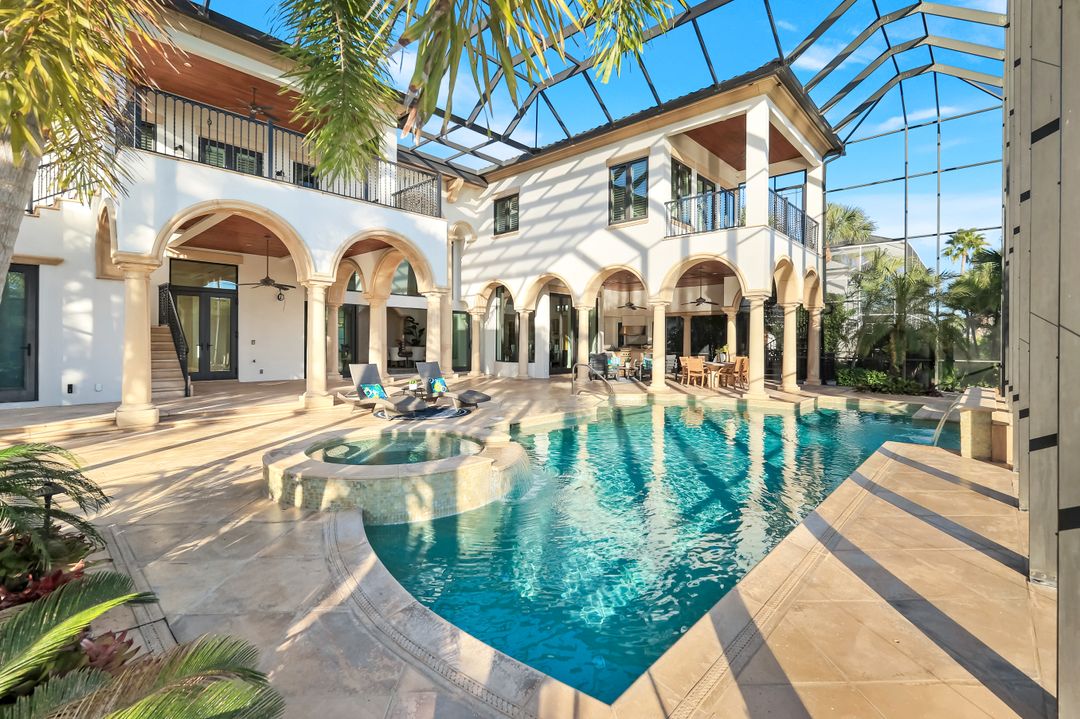 1450 Gulfstar Dr S, Naples, FL 34112