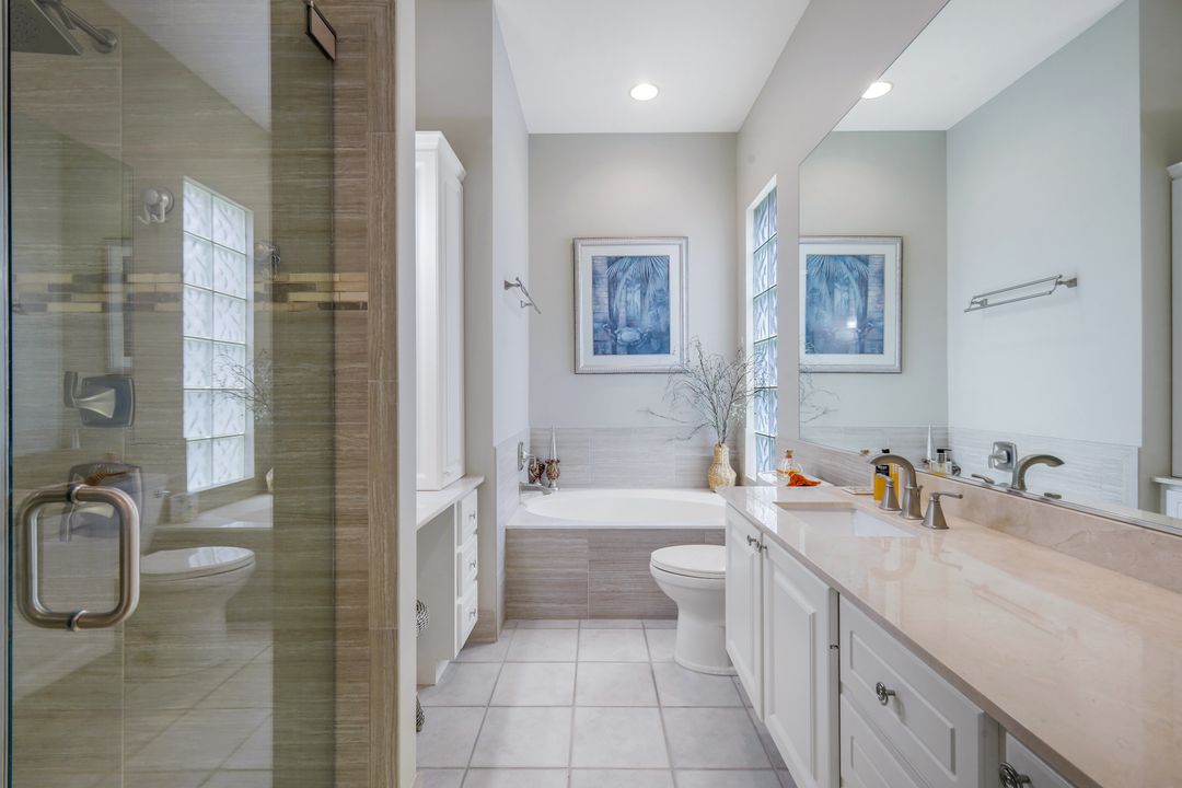 5855 Charlton Way, Naples, FL 34119