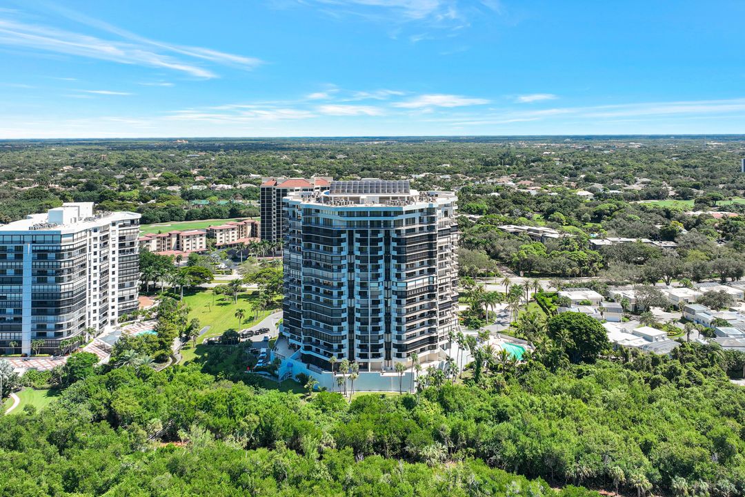 6001 Pelican Bay Blvd #202, Naples, FL 34108