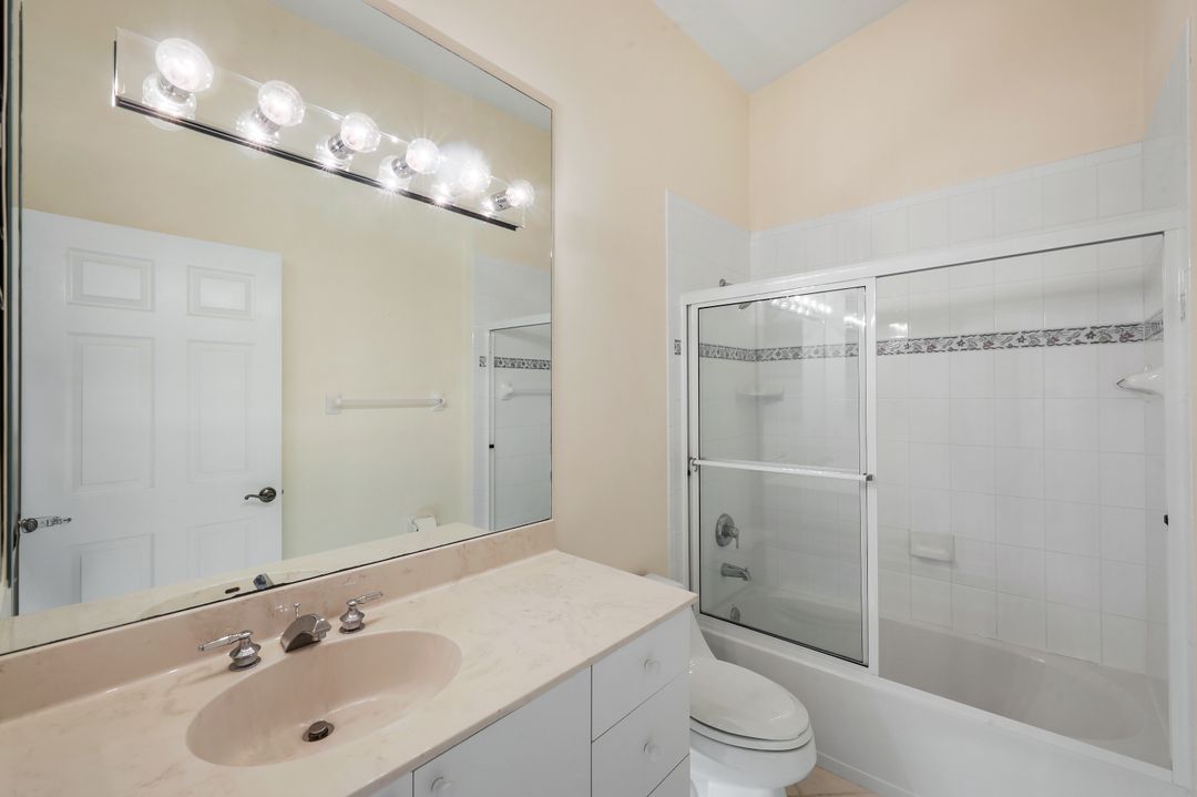 1660 Windy Pines Dr #4, Naples, FL 34112