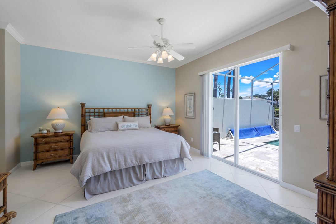 3774 Whidbey Way, Naples, FL 34119