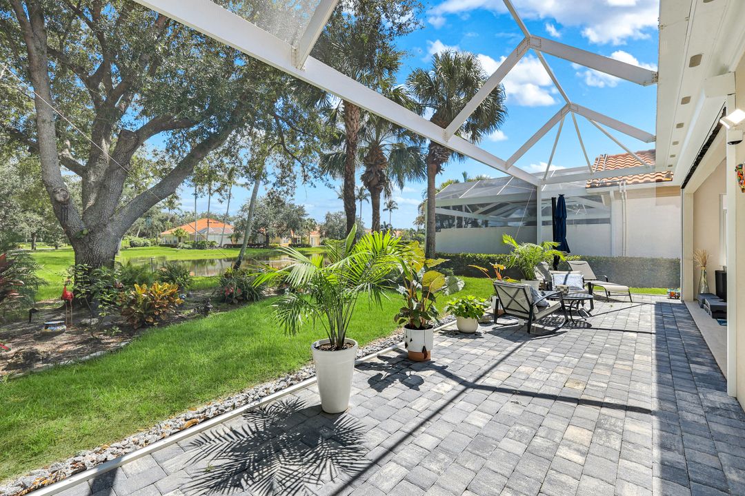 4402 Prescott Ln, Naples, FL 34119