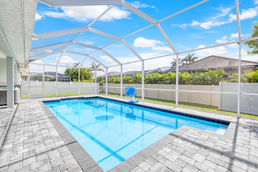 4800 SW 23rd Ave, Cape Coral, FL 33914