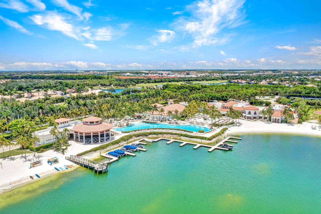 10721 Mirasol Dr #205, Miromar Lakes, FL 33913