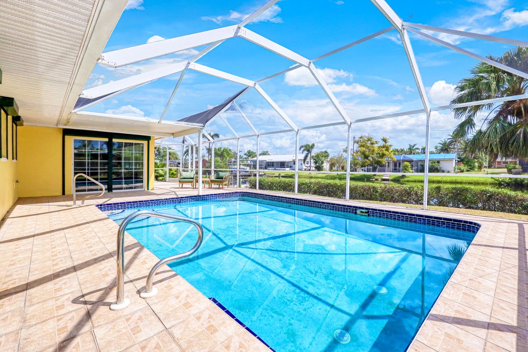 1720 Cascade Way, North Fort Myers, FL 33917