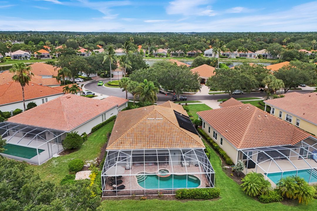 5855 Charlton Way, Naples, FL 34119