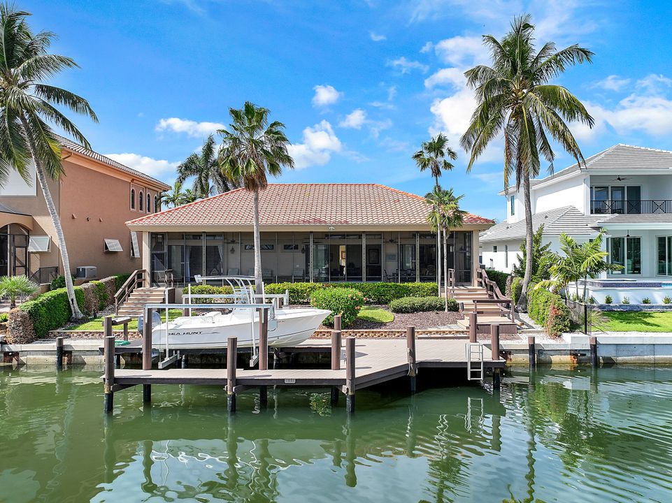 833 Swan Dr, Marco Island, FL 34145