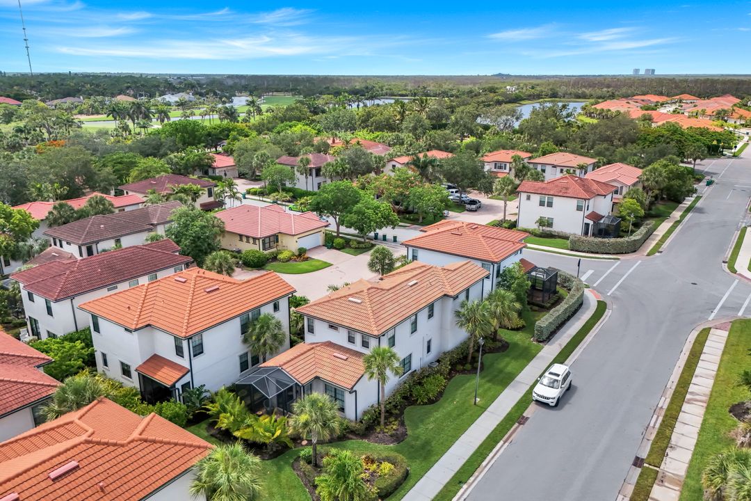1141 Antaras Ct N, Naples, FL 34113