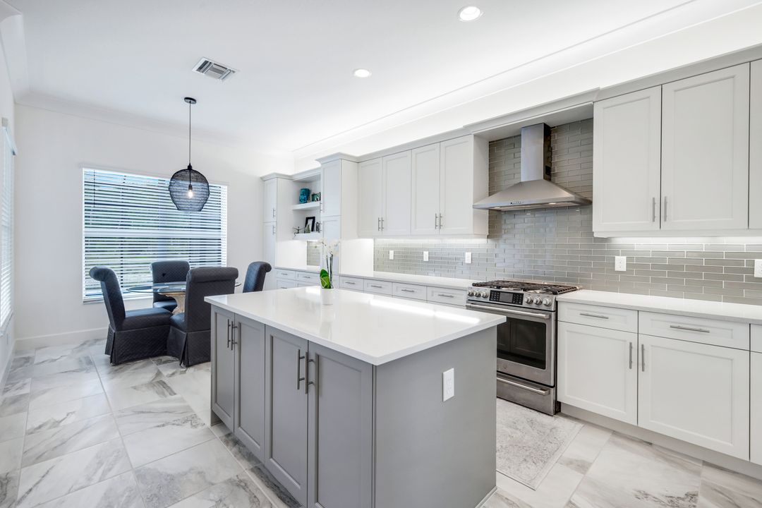 28616 Wharton Dr, Bonita Springs, FL 34135