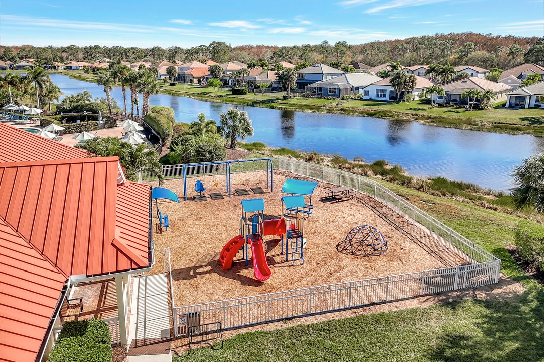 15732 Angelica Dr, Alva, FL 33920