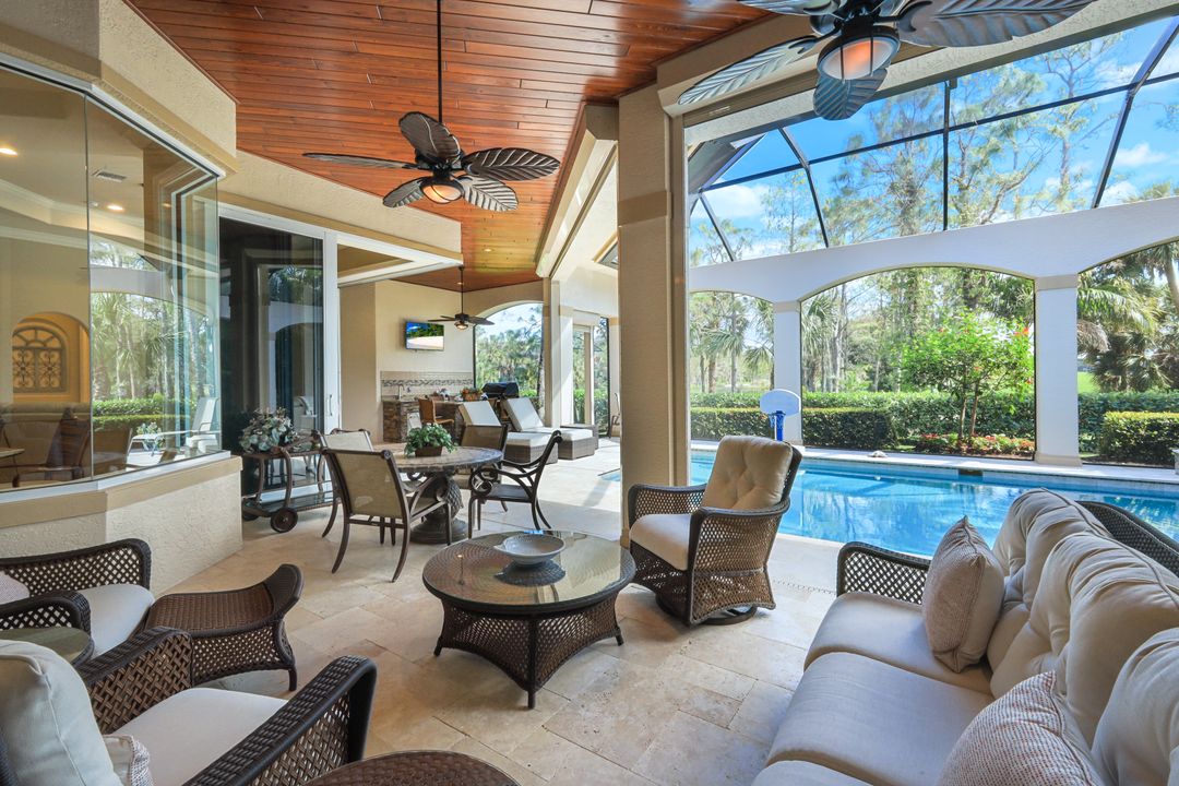 3848 Mahogany Bend Dr, Naples, FL 34114