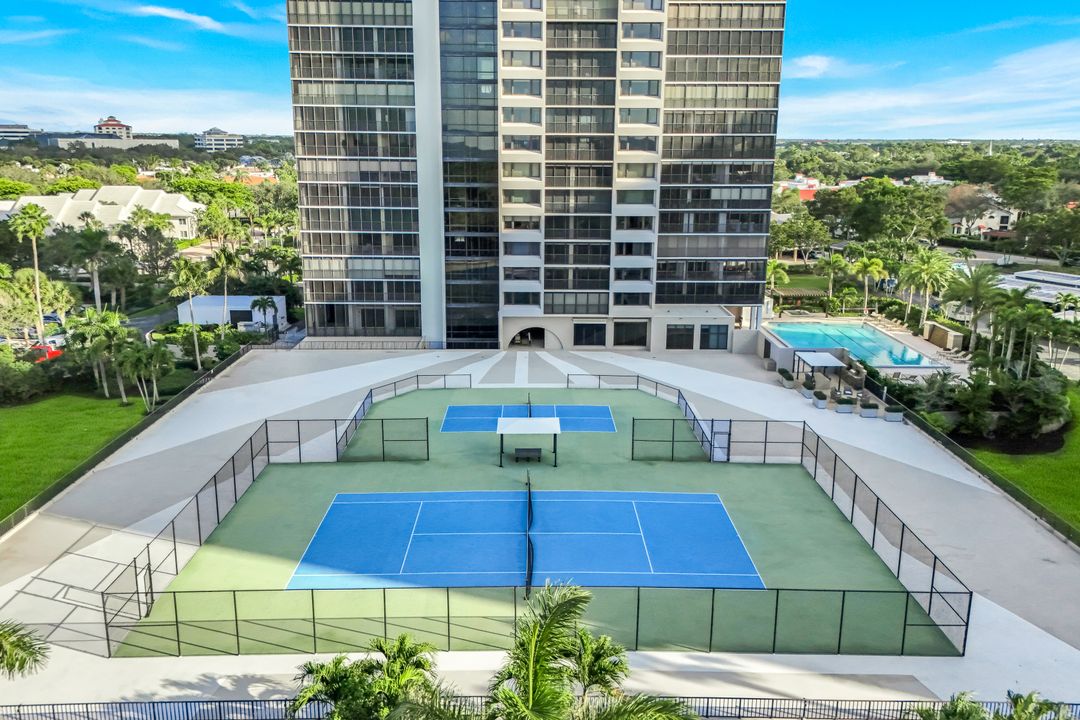 5601 Turtle Bay Dr #1802, Naples, FL 34108