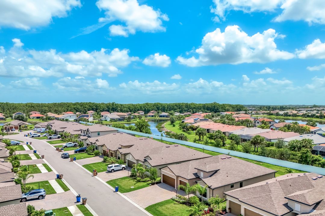 3272 Altimira Dr, Fort Myers, FL 33905
