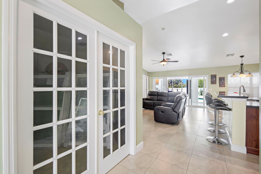 2906 15th St SW, Lehigh Acres, FL 33976