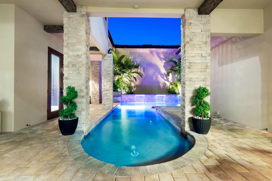 2709 NW 41st Ave, Cape Coral, FL 33993