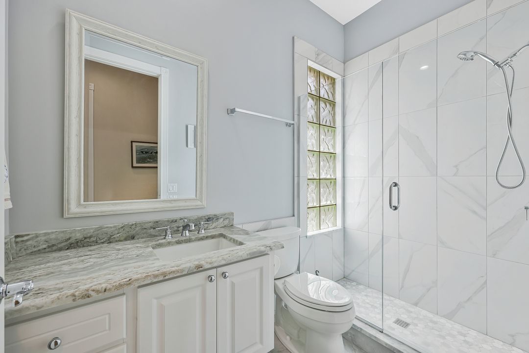 3964 Upolo Ln, Naples, FL 34119