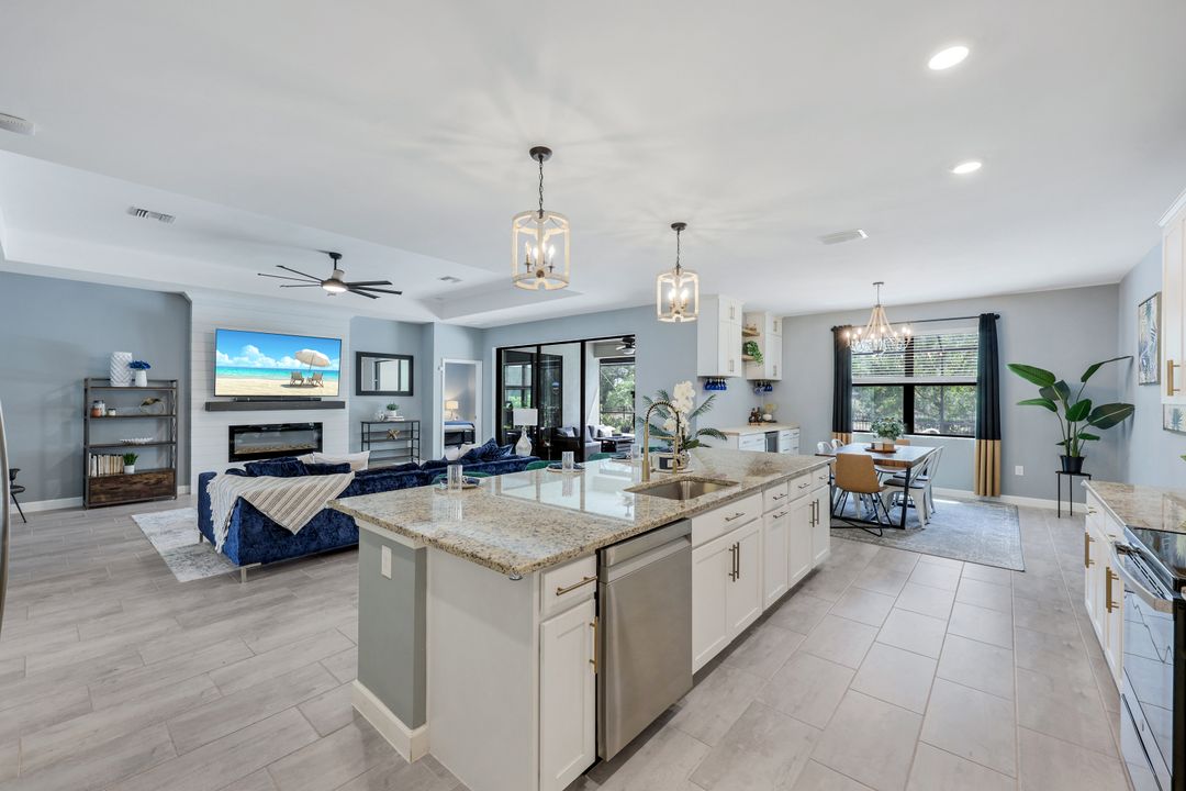 11570 Canopy Loop, Fort Myers, FL 33913