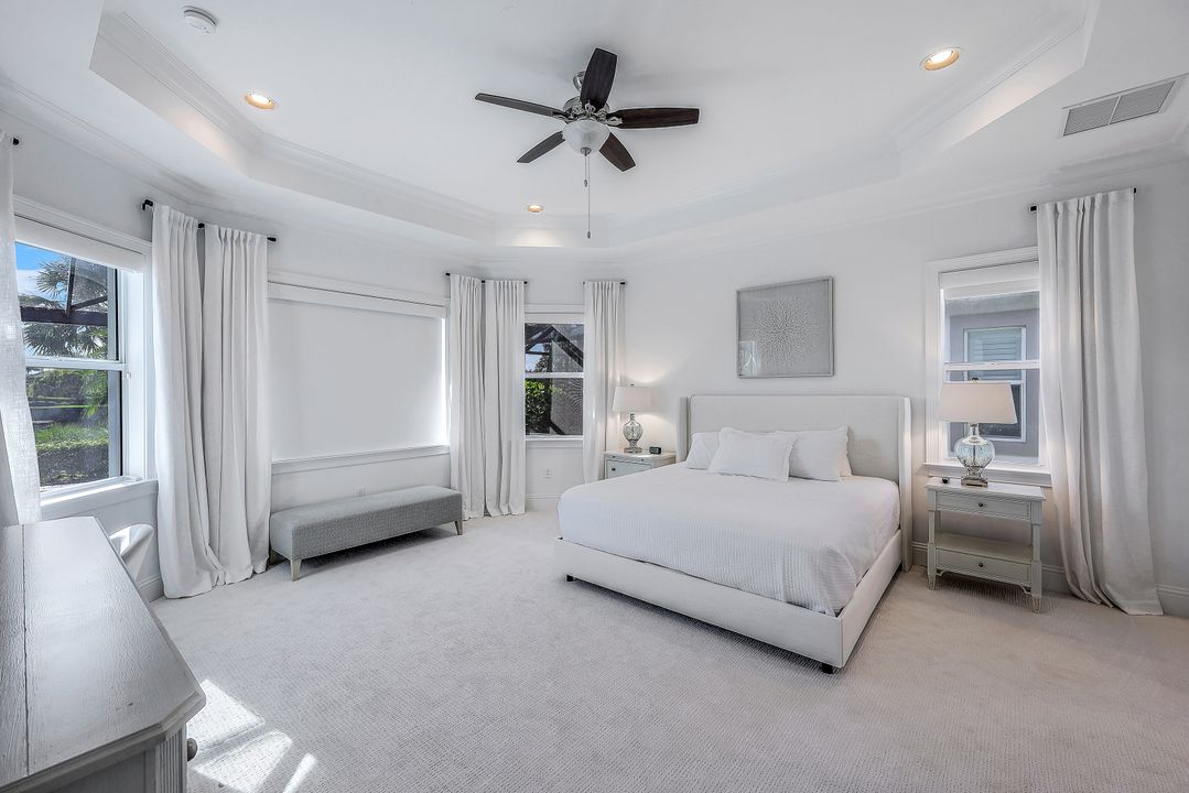 5154 Andros Dr, Naples, FL 34113