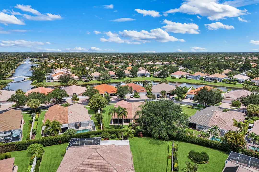 3343 Cayman Ln, Naples, FL 34119