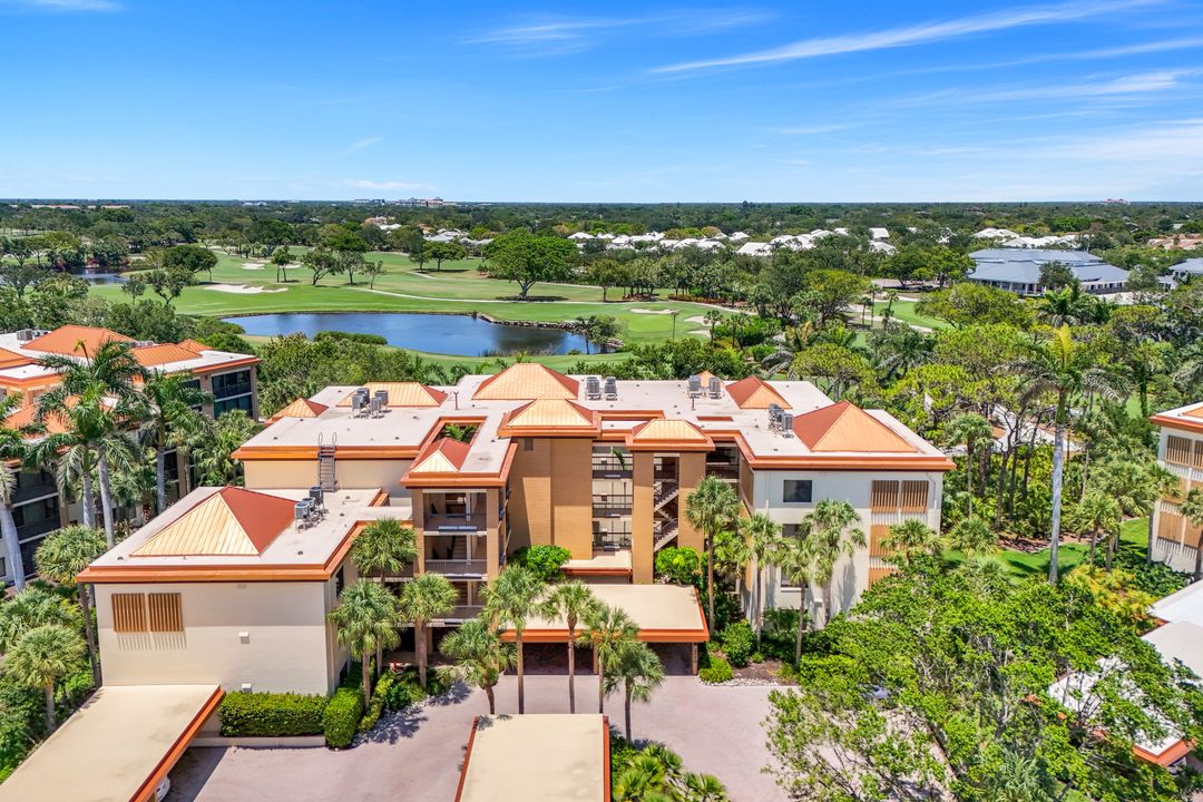 6770 Pelican Bay Blvd #225, Naples, FL 34108