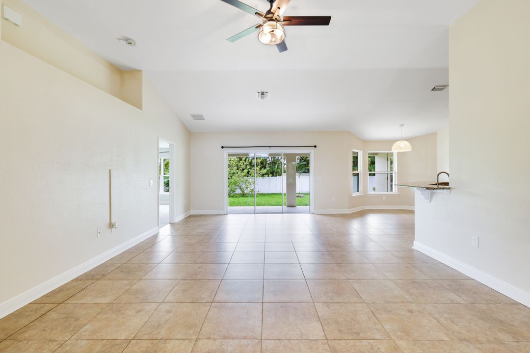 2610 SW 32nd St, Cape Coral, FL 33914