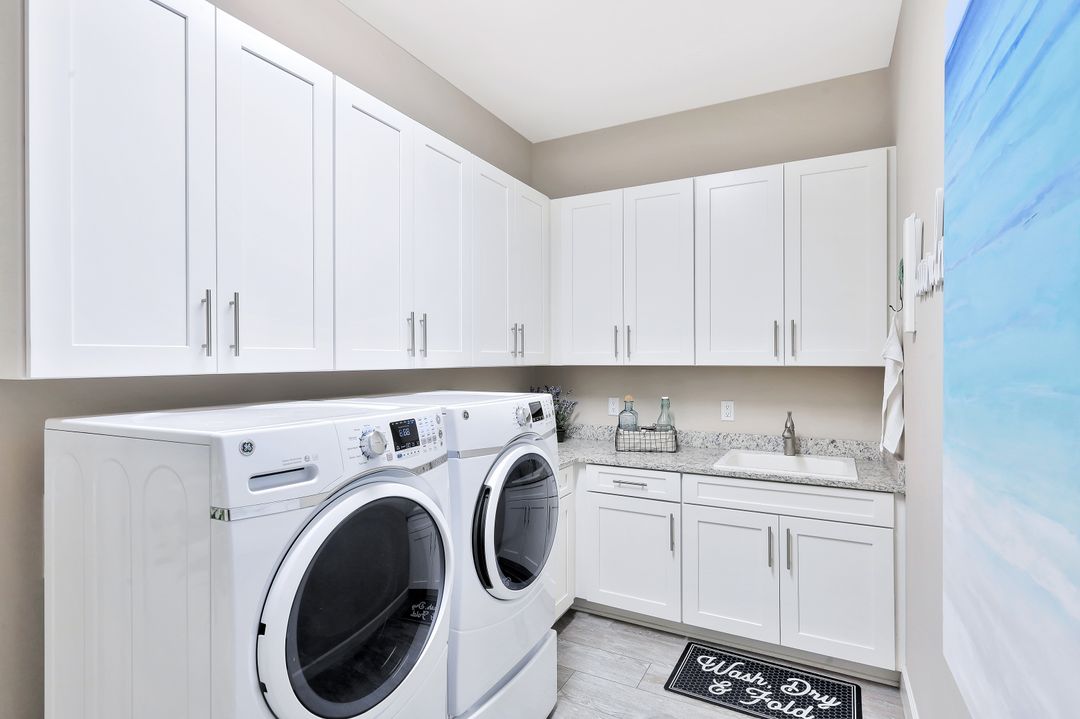 9410 Galliano Ter, Naples, FL 34119