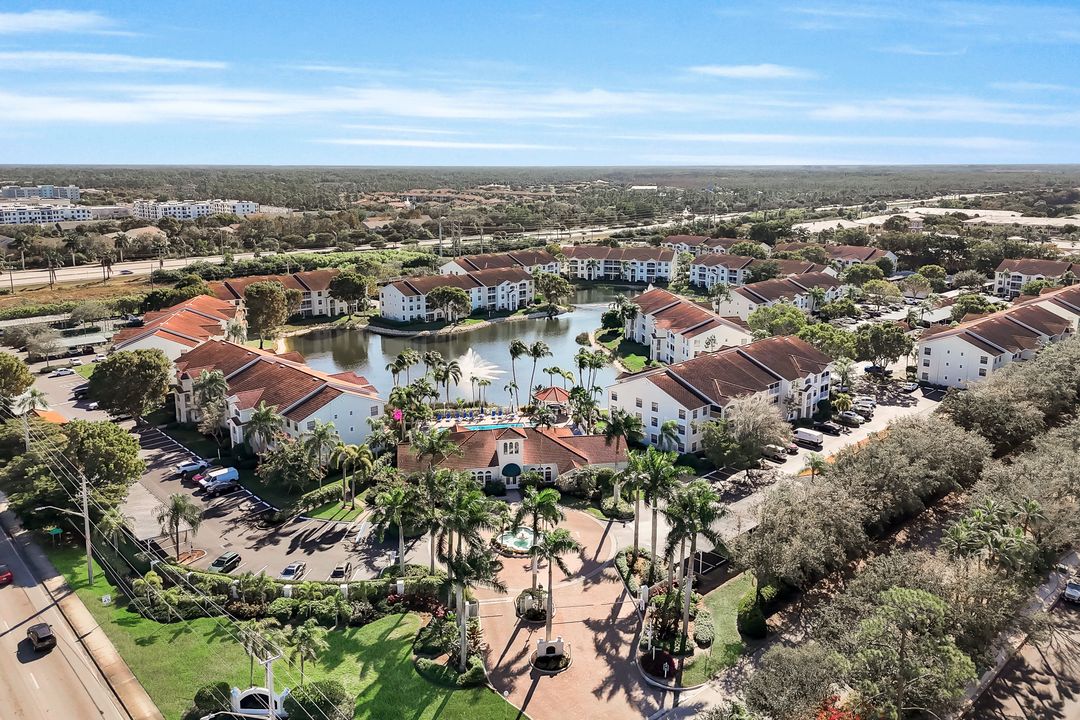 4620 St Croix Ln #911, Naples, FL 34109