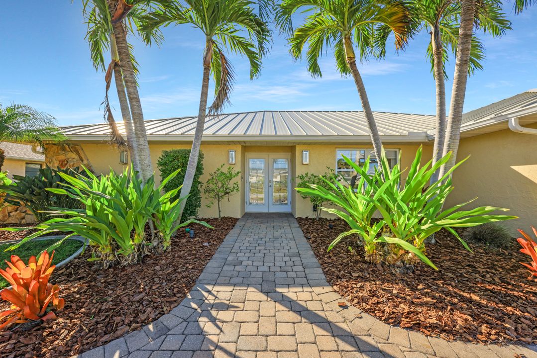5320 SW 11th Pl, Cape Coral, FL 33914