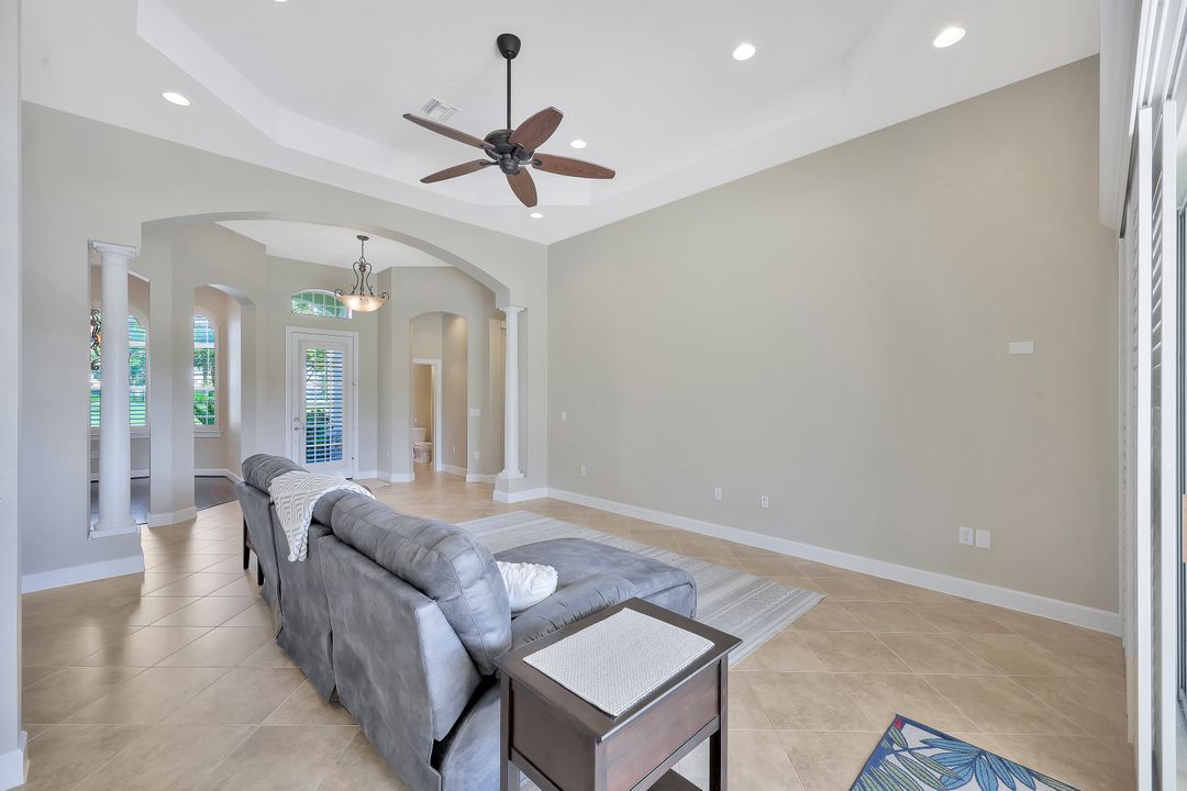 11982 Heather Woods Ct, Naples, FL 34120