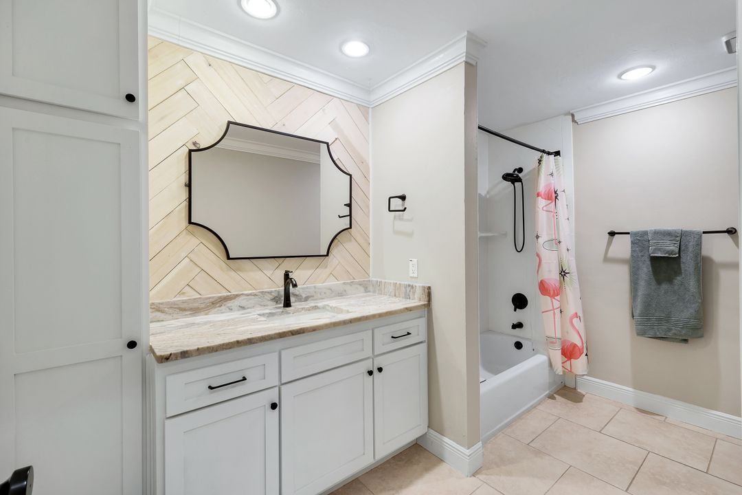 204 SE 20th Pl, Cape Coral, FL 33990