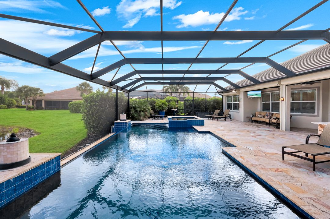 9684 Cobalt Cove Cir, Naples, FL 34120