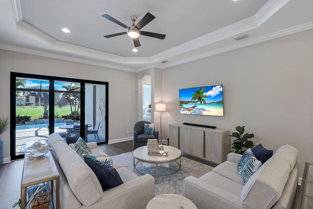 9500 Montelanico Loop, Naples, FL 34119