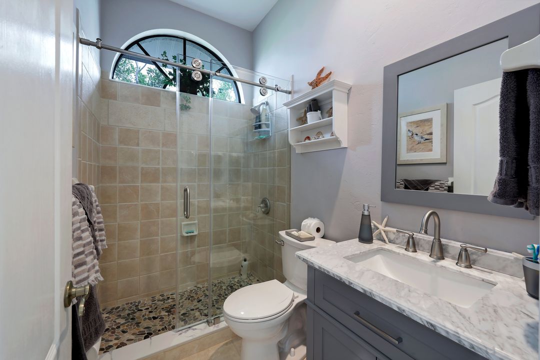 201 San Mateo Dr, Bonita Springs, FL 34134