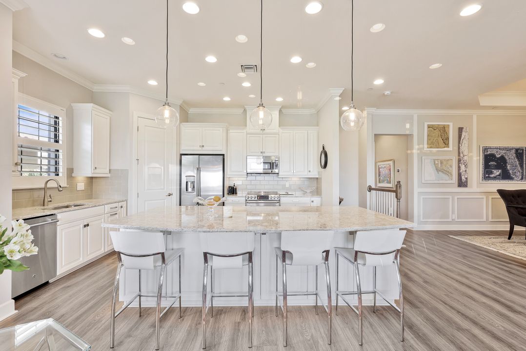 8764 Bellano Ct Unit 204, Naples, FL 34119