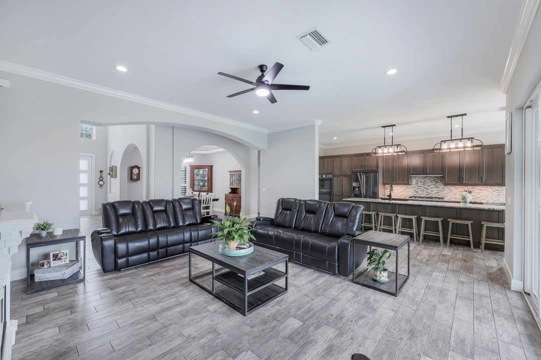 14696 Indigo Lakes Cir, Naples, FL 34119