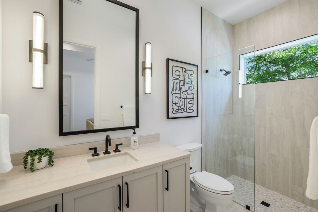 6630 Palisades Ave, Naples, FL 34109