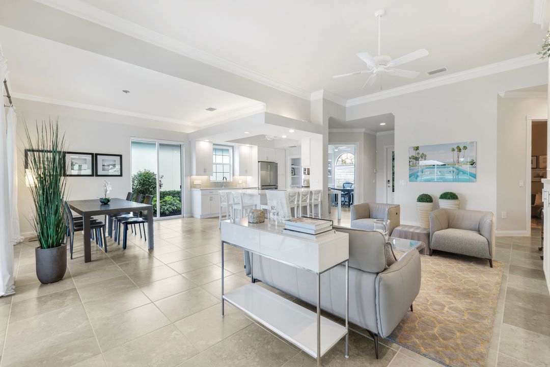 7063 Toscana Ct, Naples, FL 34114