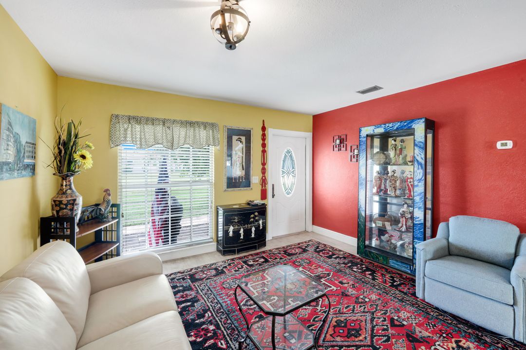 954 Jolly Rd, North Fort Myers, FL 33903