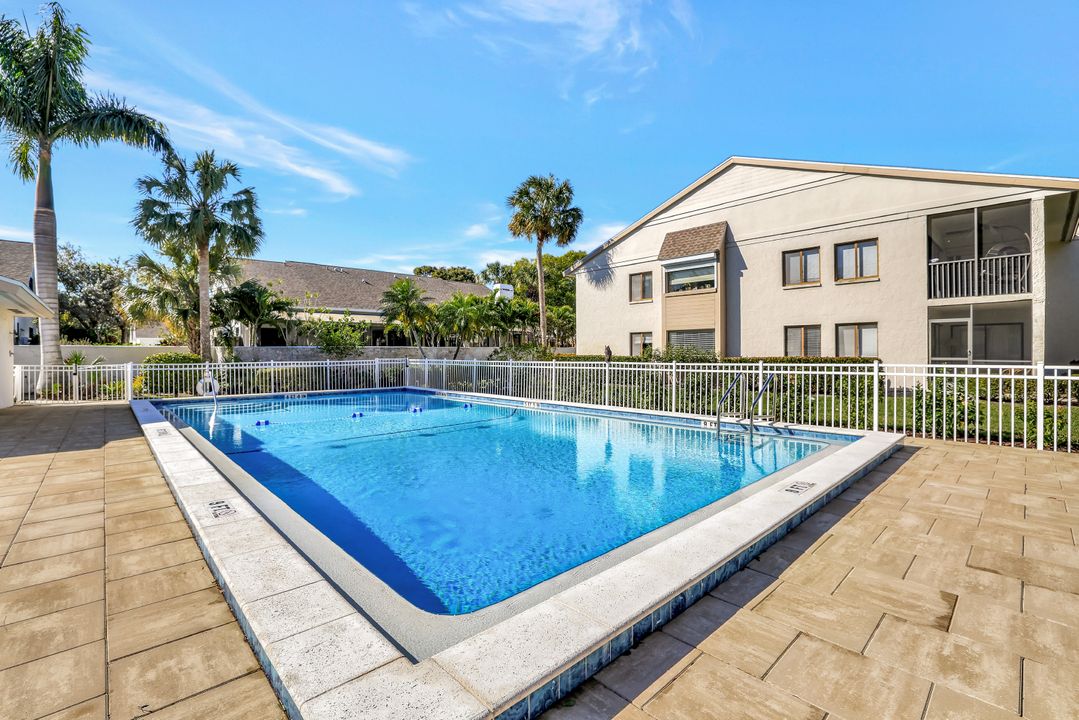 910 Vanderbilt Beach Rd #325, Naples, FL 34108