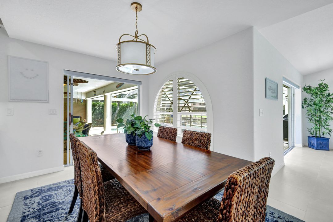 2310 SW 43rd Terrace, Cape Coral, FL 33914