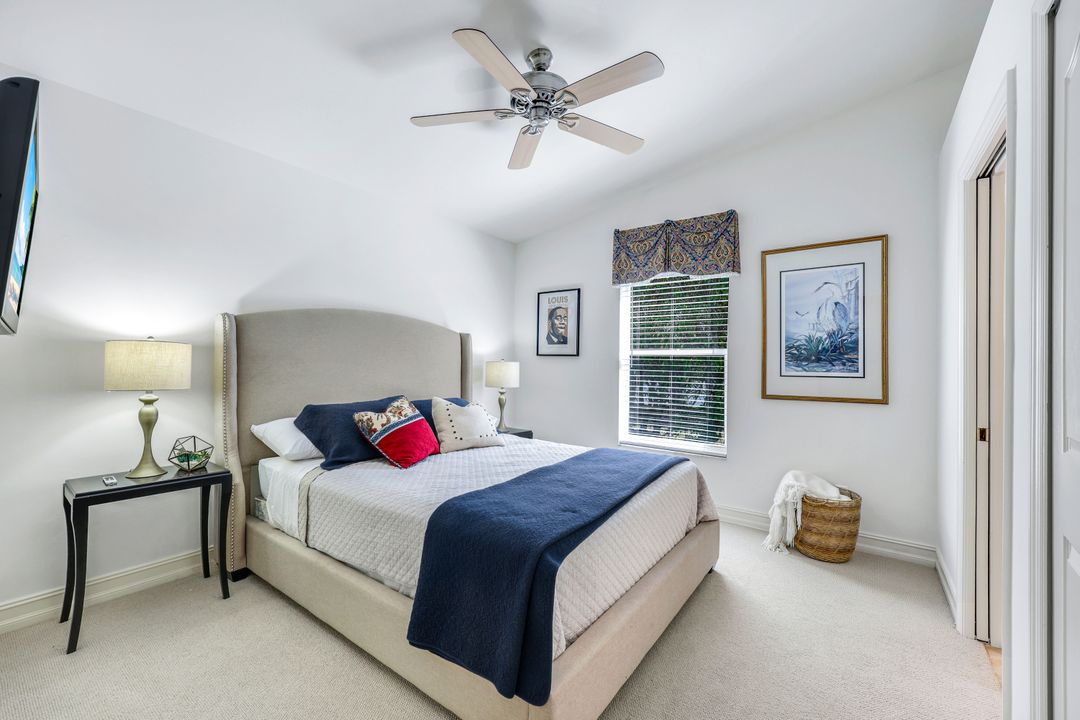 510 Captn Kate Ct, Naples, FL 34110