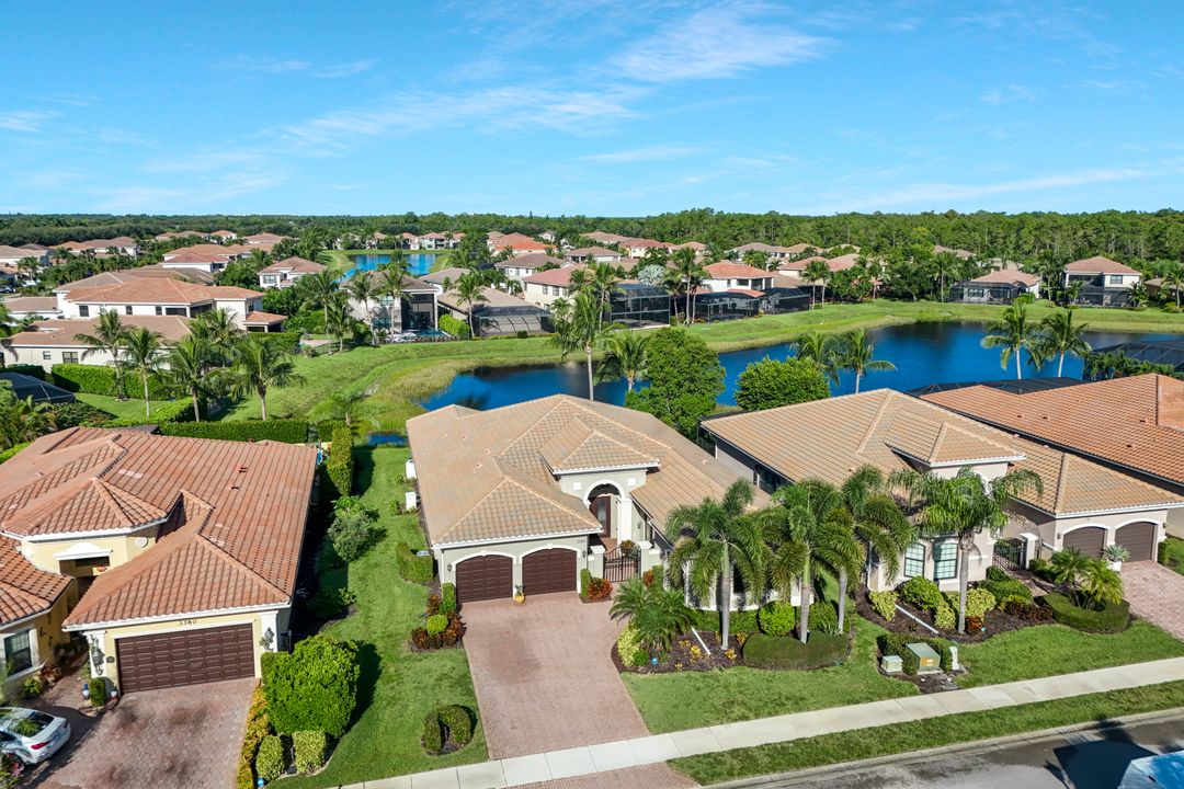 3384 Atlantic Cir, Naples, FL 34119