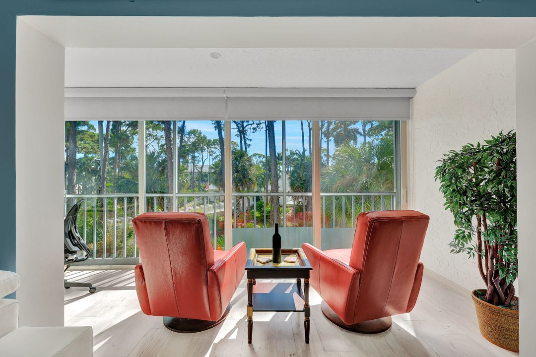 3072 Sandpiper Bay Cir #M-204, Naples, FL 34112