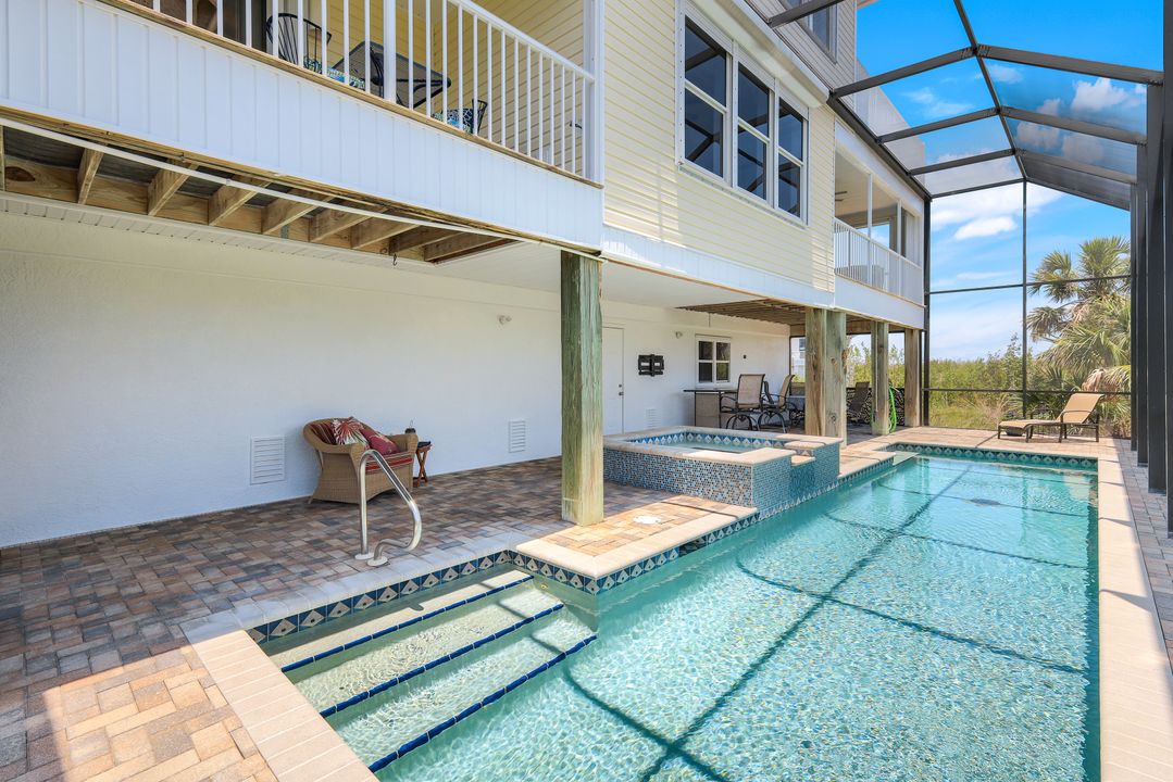 654 Sea Oats Dr, Sanibel, FL 33957