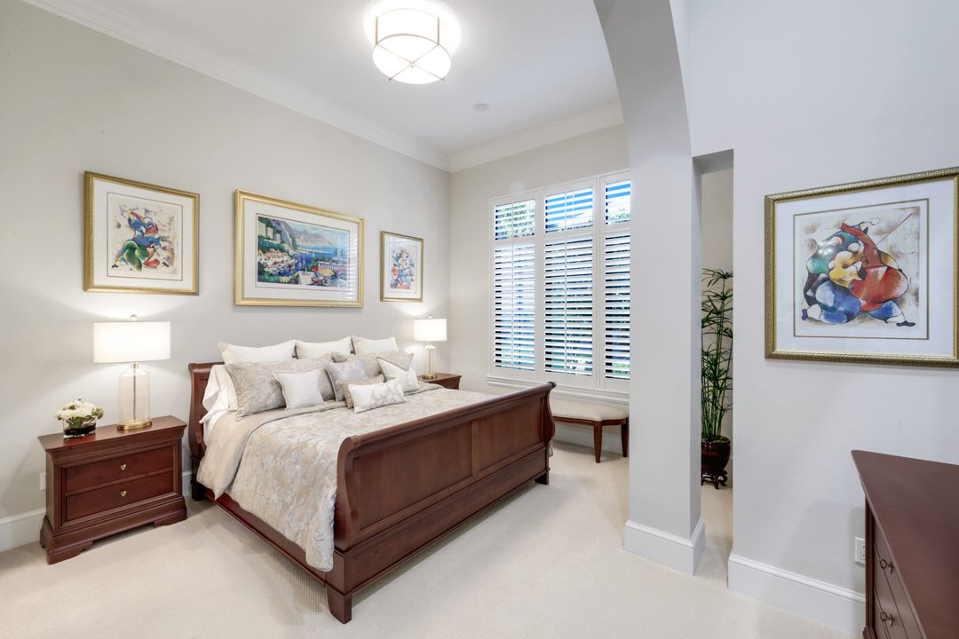 22121 Shallowater Ln, Bonita Springs, FL 34135