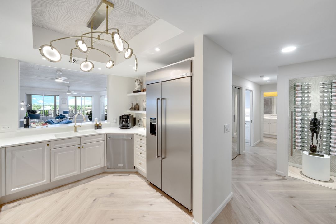 9790 Gulf Shore Dr #505, Naples, FL 34108