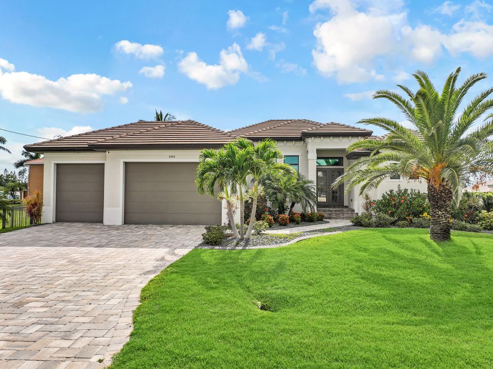 5828 SW 1st Ave, Cape Coral, FL 33914